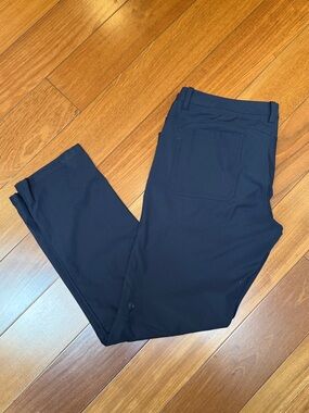 lululemon athletica Men's Navy Stretch - size 36